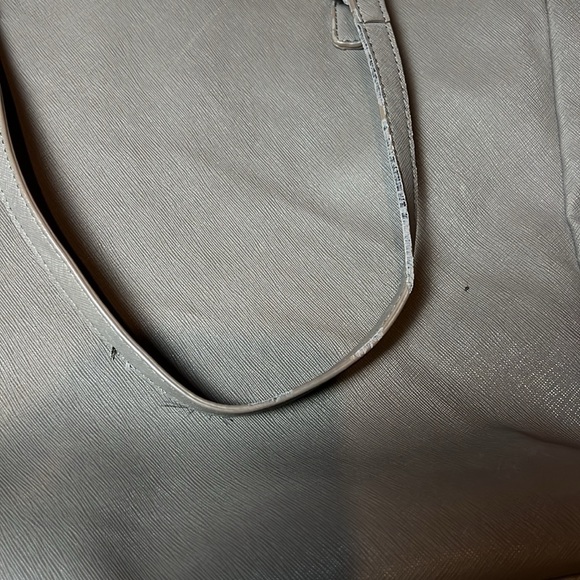 Tommy Hilfiger ShoulderTote Purse - Picture 9 of 9